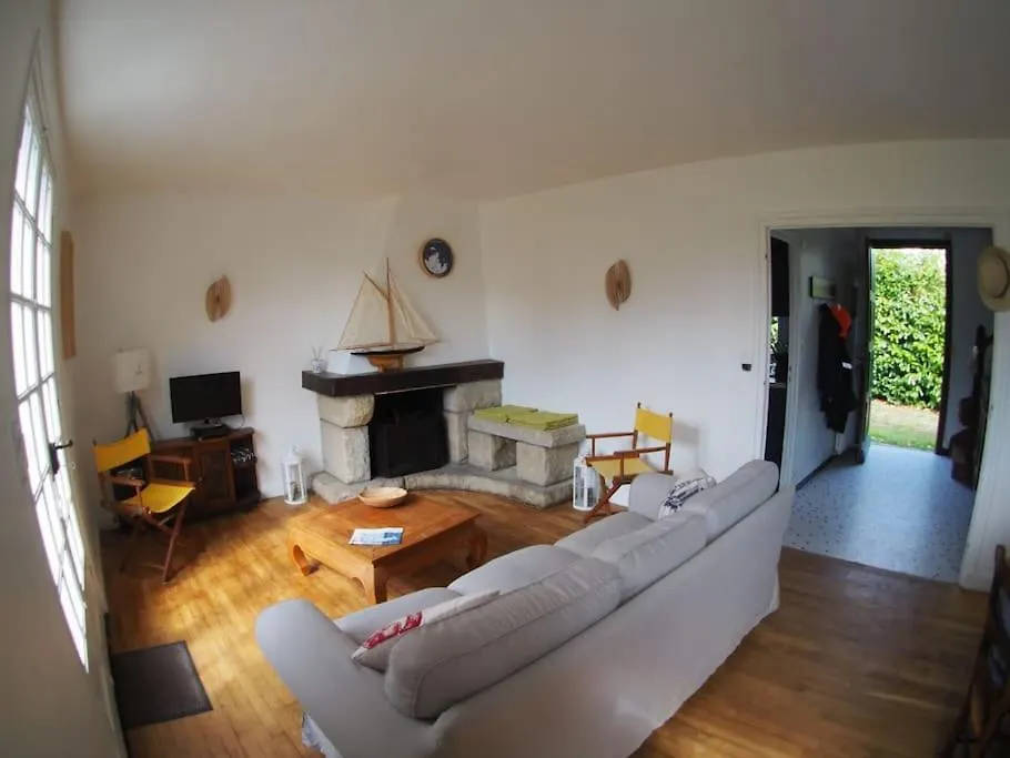 Holiday home Kertiti Villa Carantec